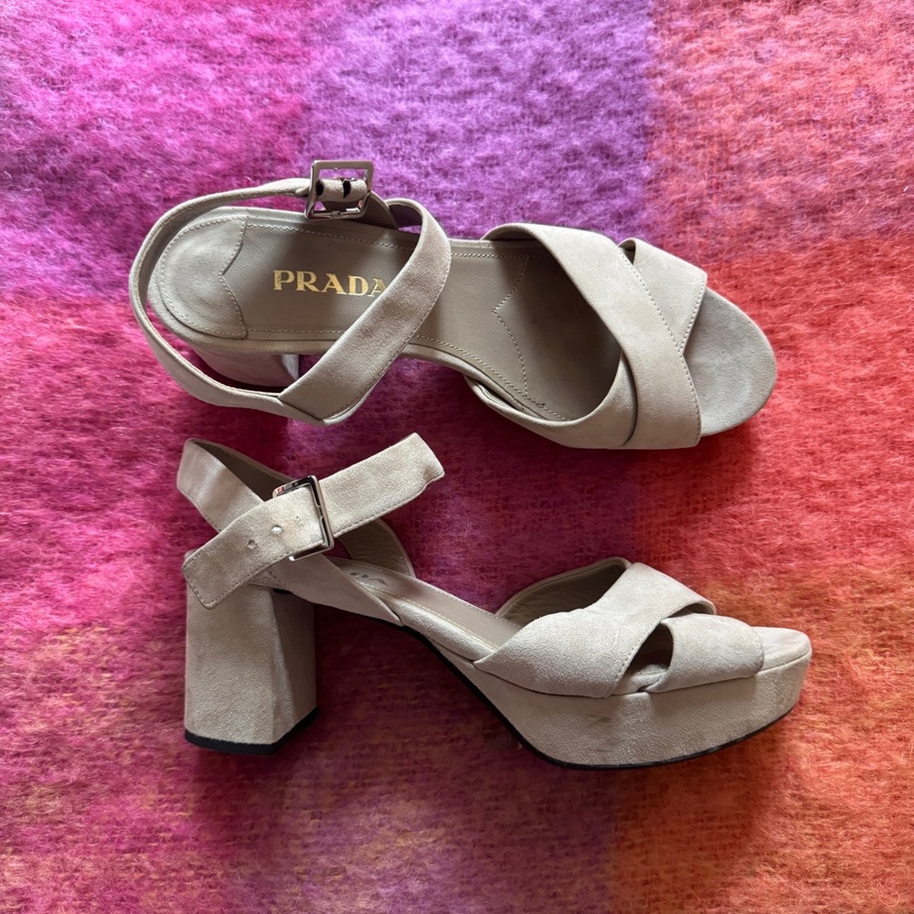Sz 9 Prada Women's Cream Platform suede Sandals